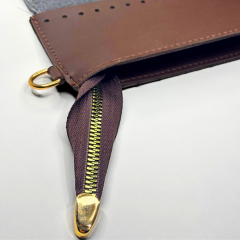 Astarlı Fermuar Ağzı